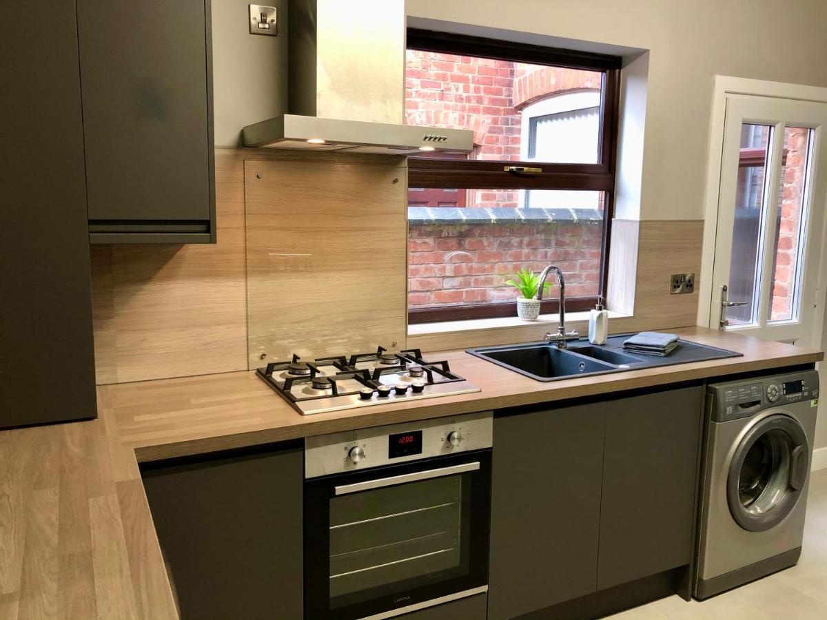 코번트리 Executive Or Large Family 5-Bed House - Hosted By Hutch Lifestyle 빌라 외부 사진