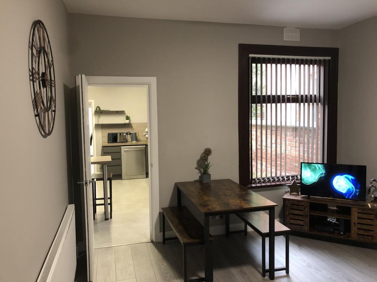 코번트리 Executive Or Large Family 5-Bed House - Hosted By Hutch Lifestyle 빌라 외부 사진