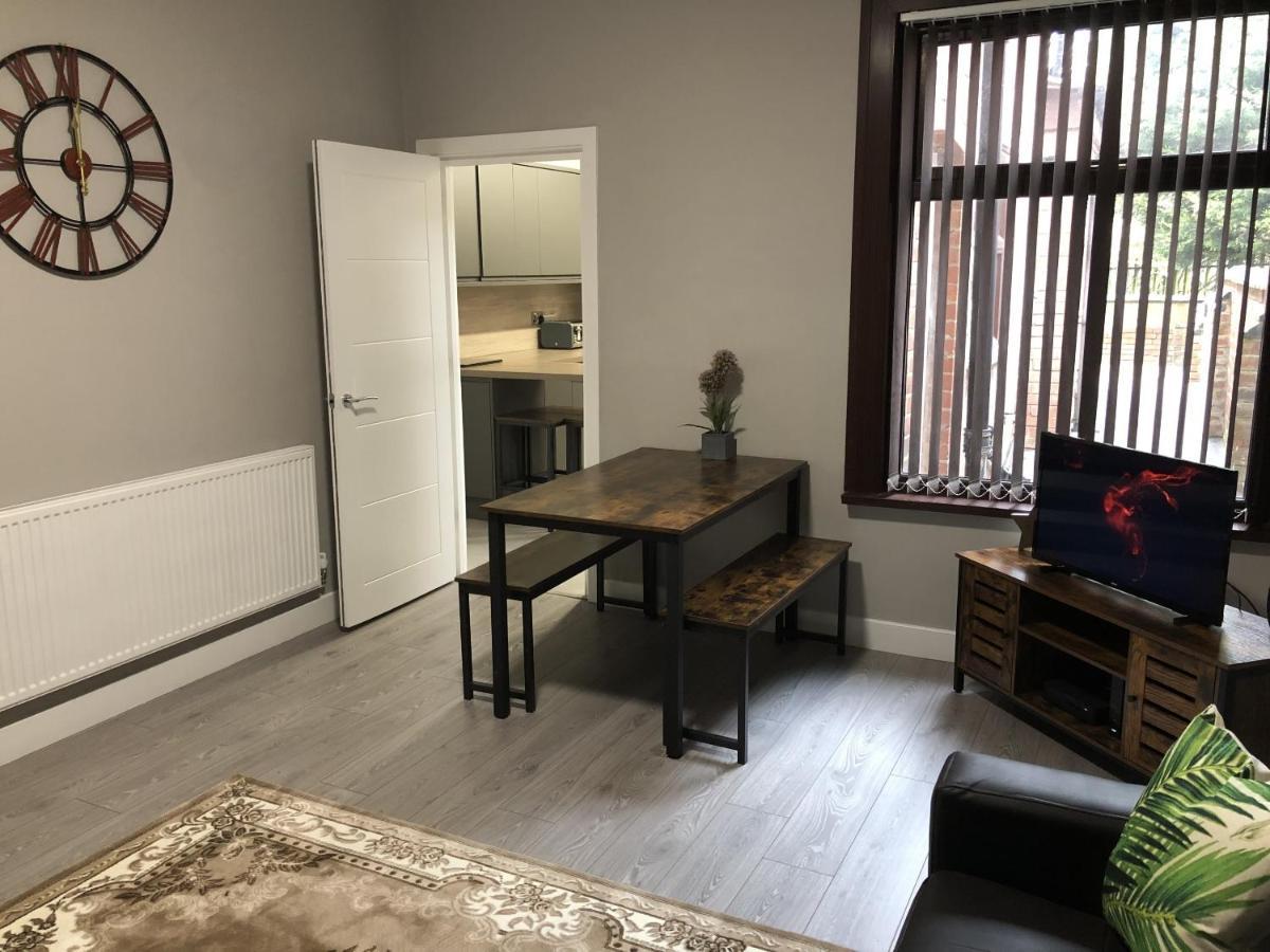 코번트리 Executive Or Large Family 5-Bed House - Hosted By Hutch Lifestyle 빌라 외부 사진