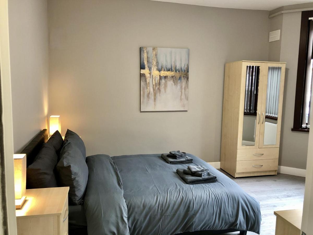 코번트리 Executive Or Large Family 5-Bed House - Hosted By Hutch Lifestyle 빌라 외부 사진