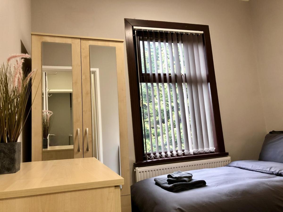 코번트리 Executive Or Large Family 5-Bed House - Hosted By Hutch Lifestyle 빌라 외부 사진