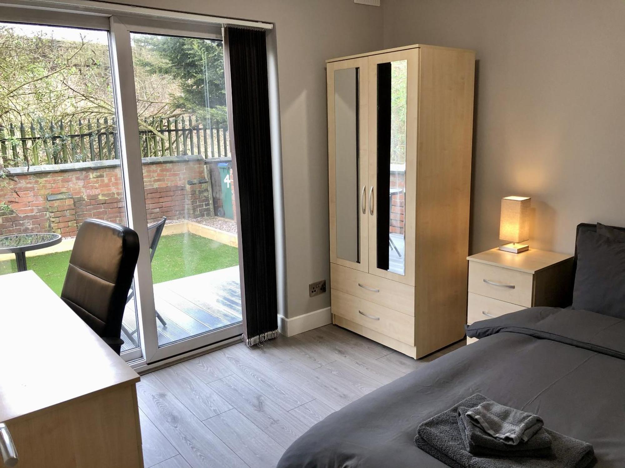 코번트리 Executive Or Large Family 5-Bed House - Hosted By Hutch Lifestyle 빌라 외부 사진